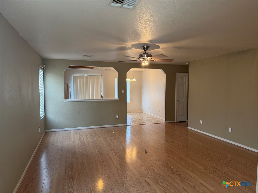 2300 Maedell Drive Property Photo 3