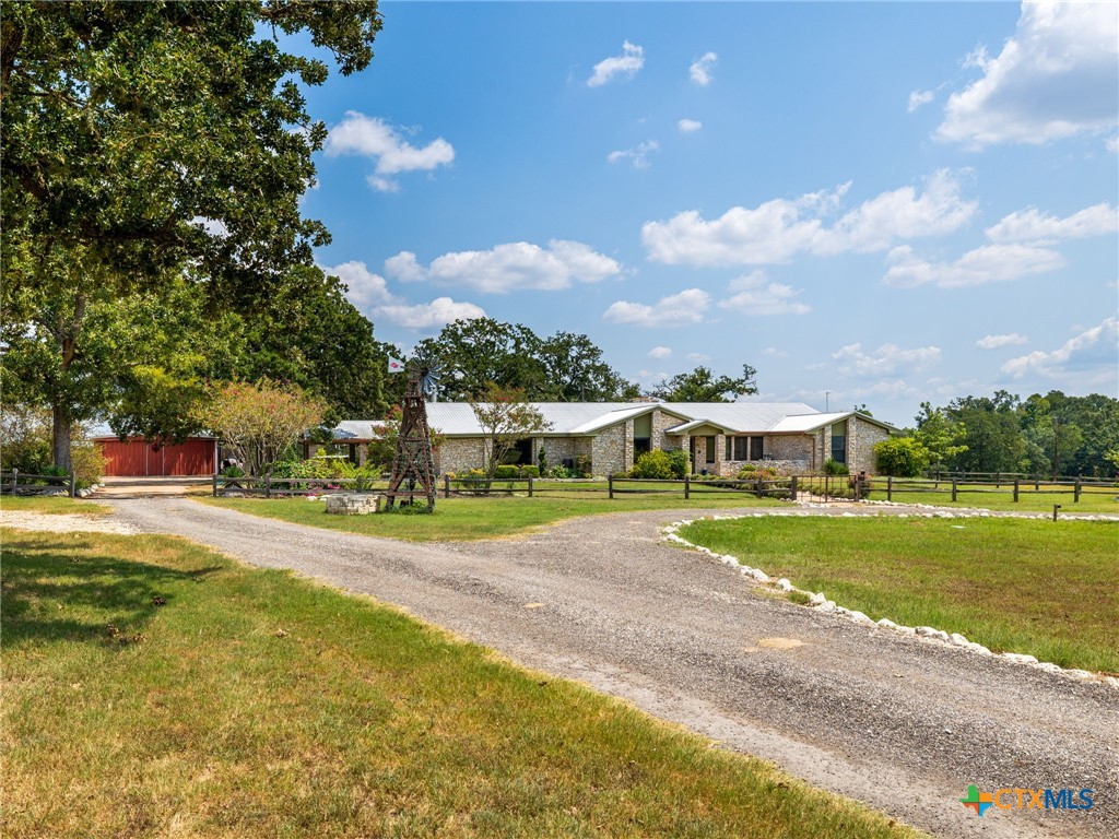 1045 Private Road 7005 Property Photo 1