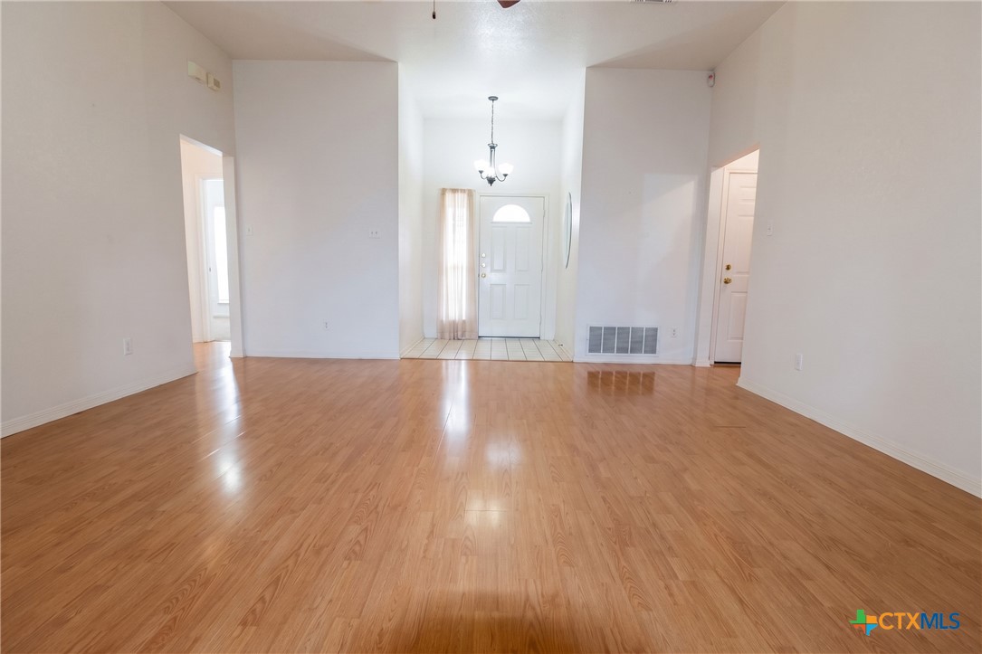 5211 James Loop Property Photo 2
