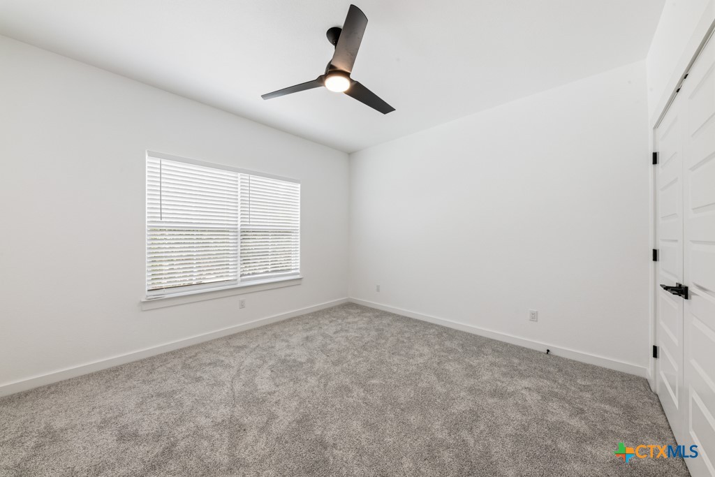 158 S Academy Avenue Property Photo 26
