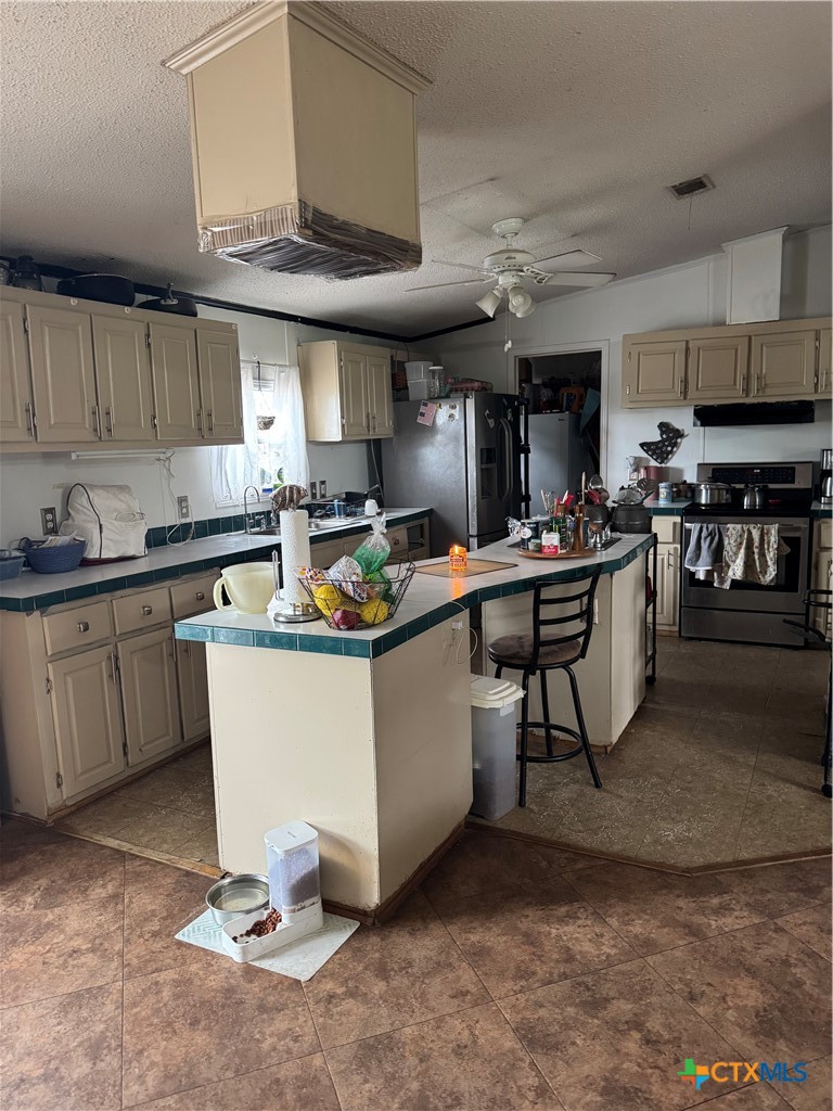 263 County Road 7812 Property Photo 5