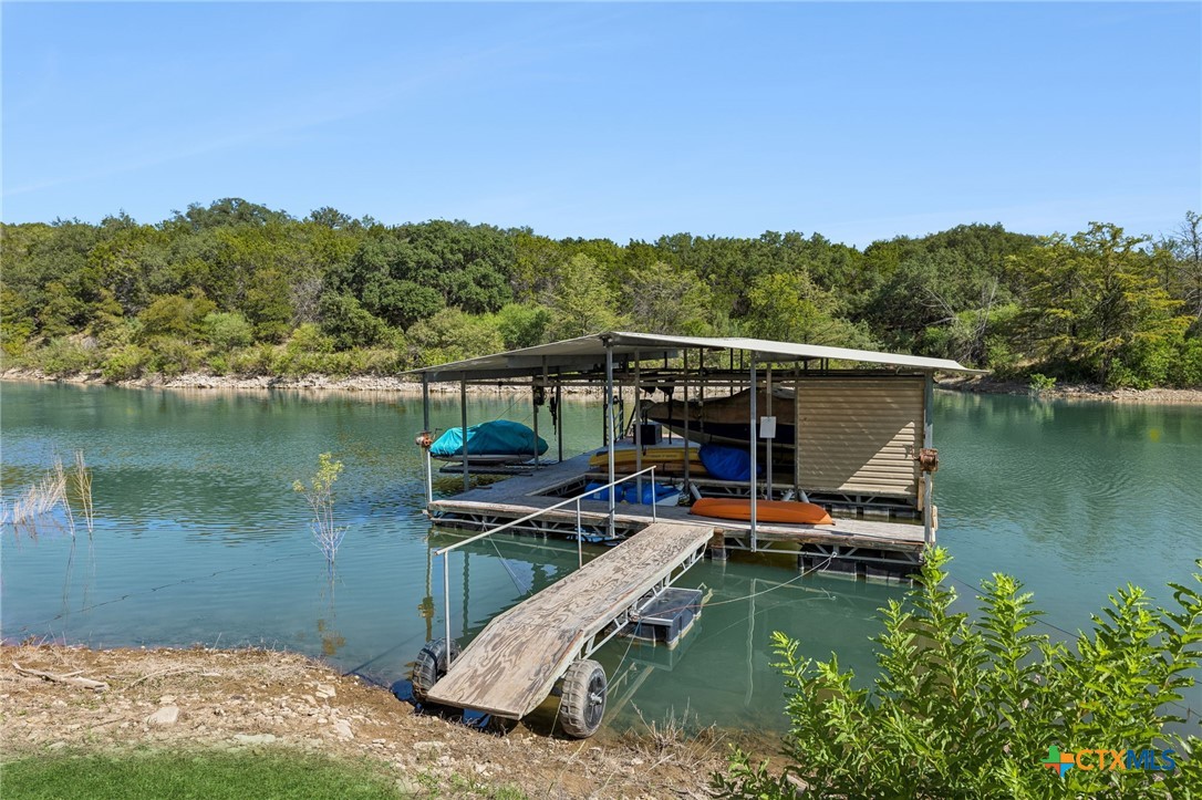25420 Cove Drive Property Photo 4