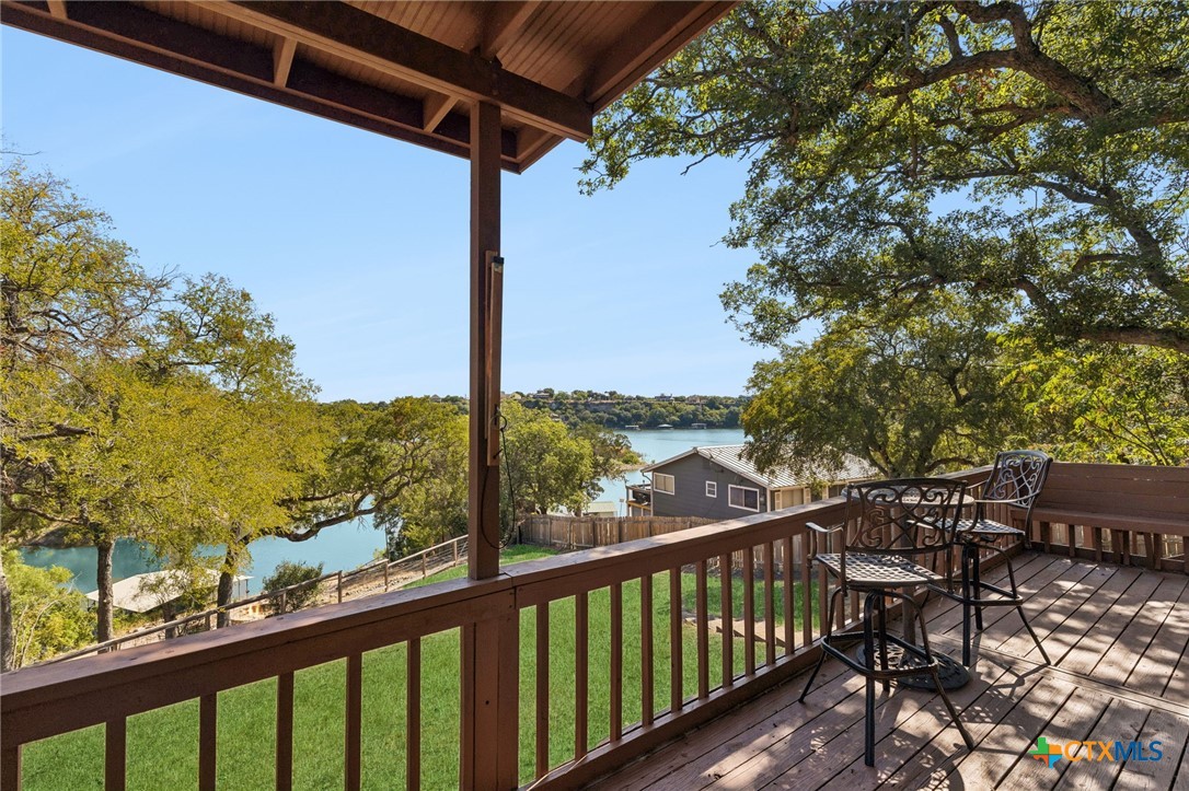 25420 Cove Drive Property Photo 18