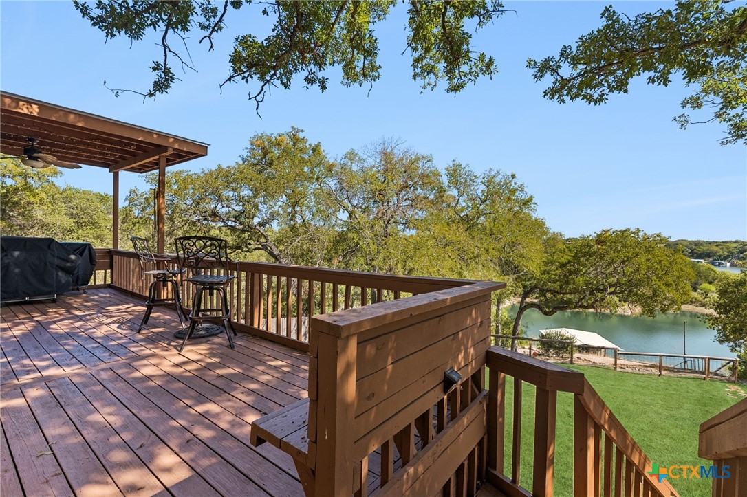 25420 Cove Drive Property Photo 19