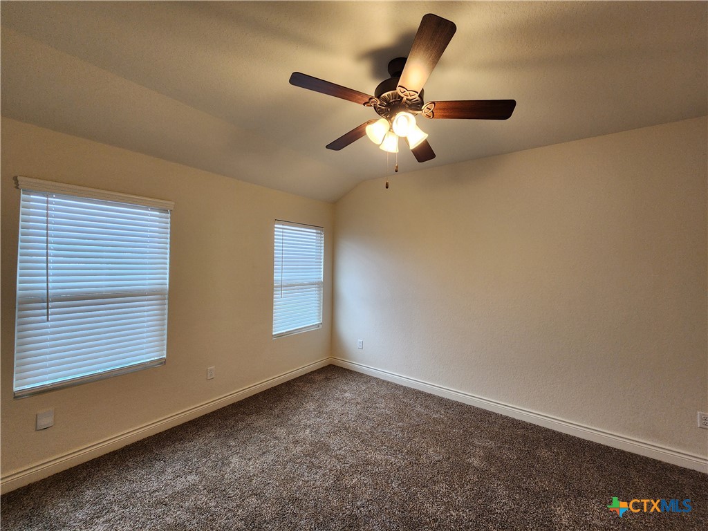 340 Untermaier Drive Property Photo 11