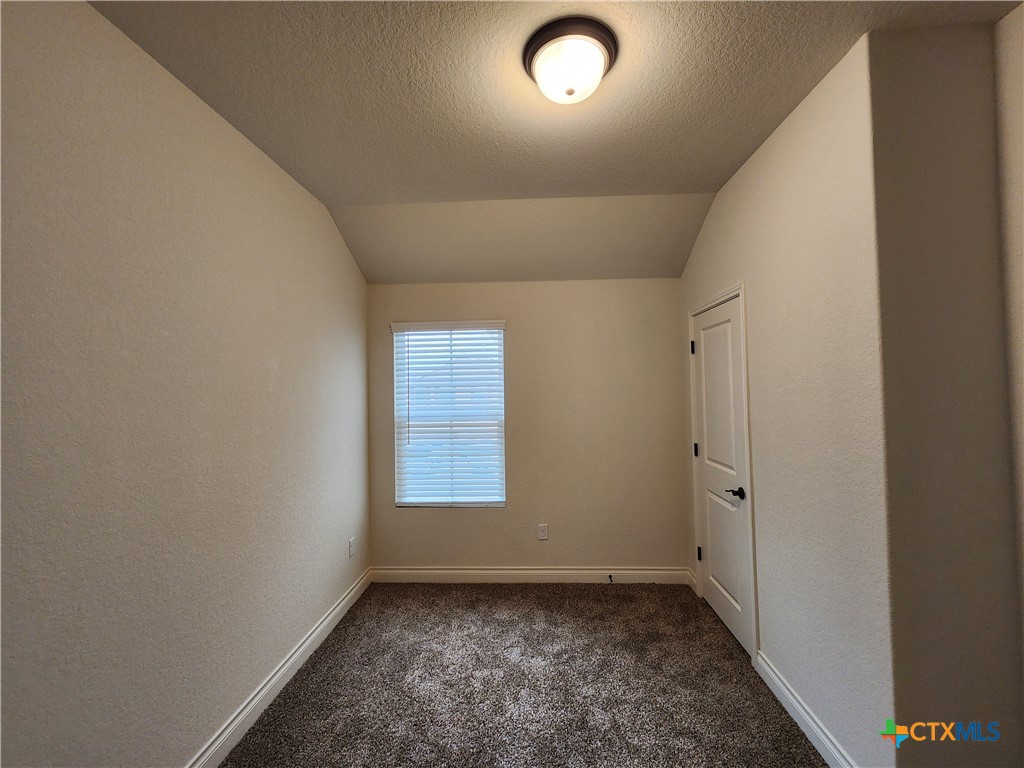 340 Untermaier Drive Property Photo 17