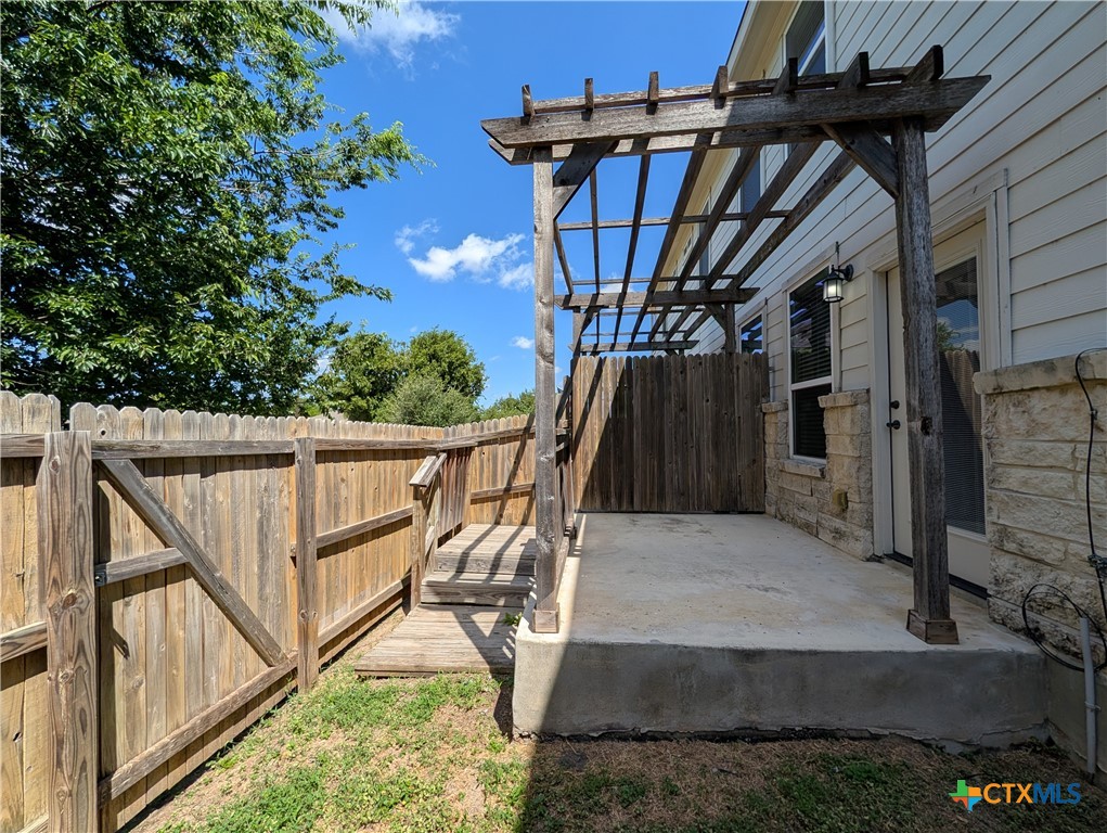 340 Untermaier Drive Property Photo 27