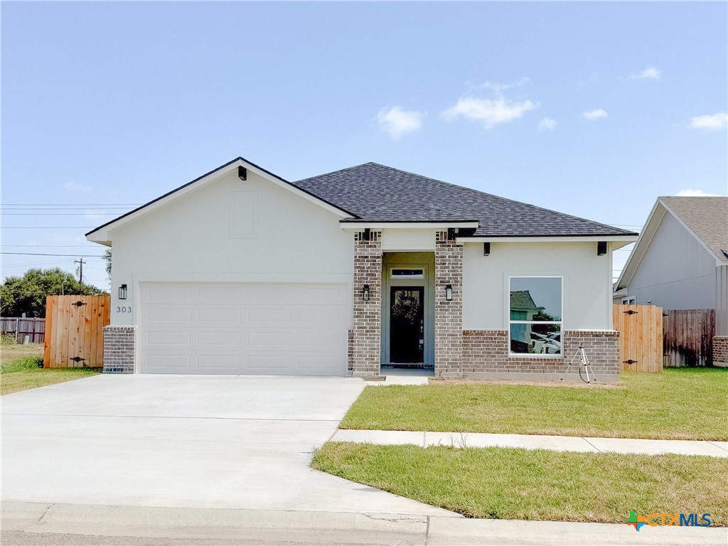303 Cobble Stone Court Property Photo 1