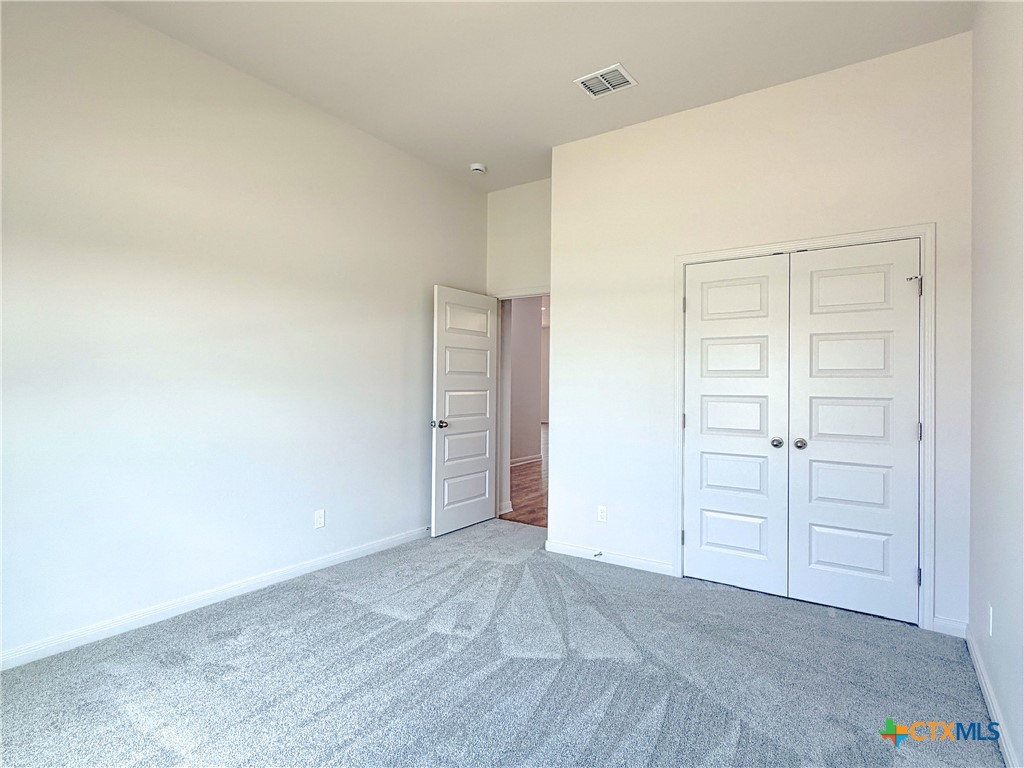 303 Cobble Stone Court Property Photo 4