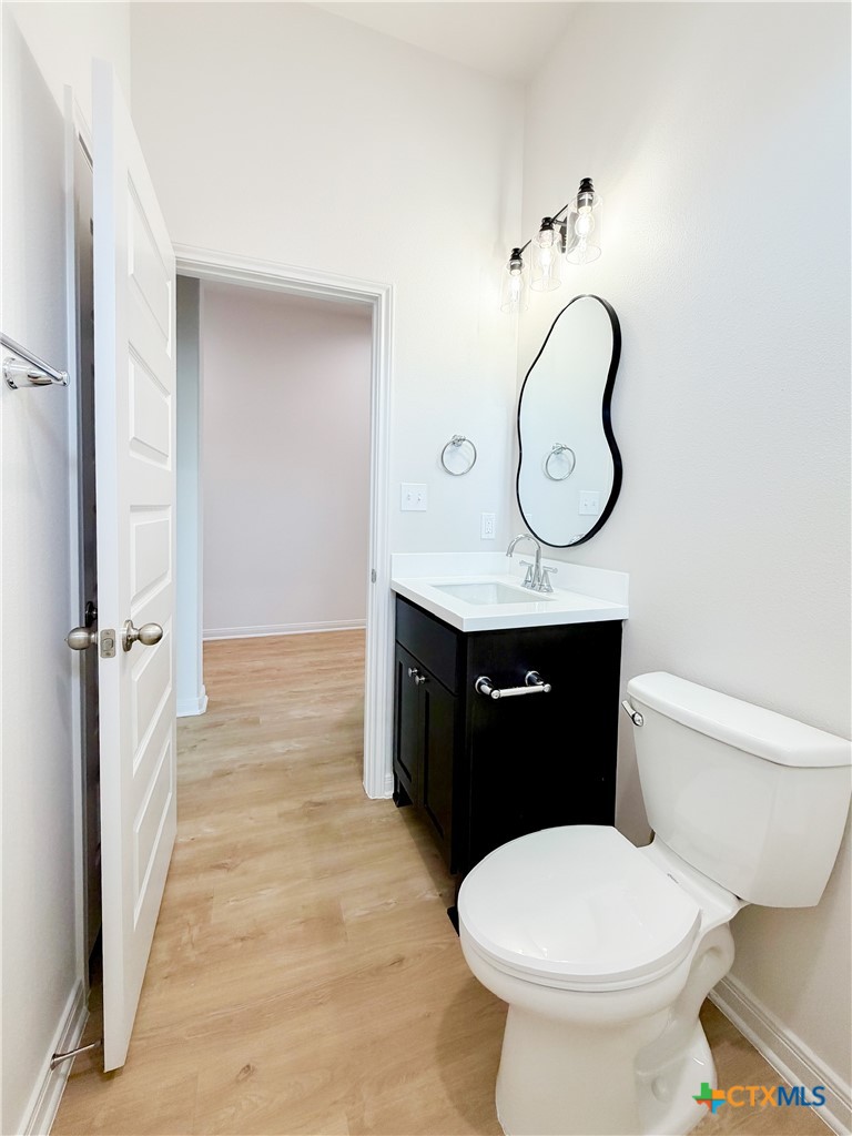303 Cobble Stone Court Property Photo 7