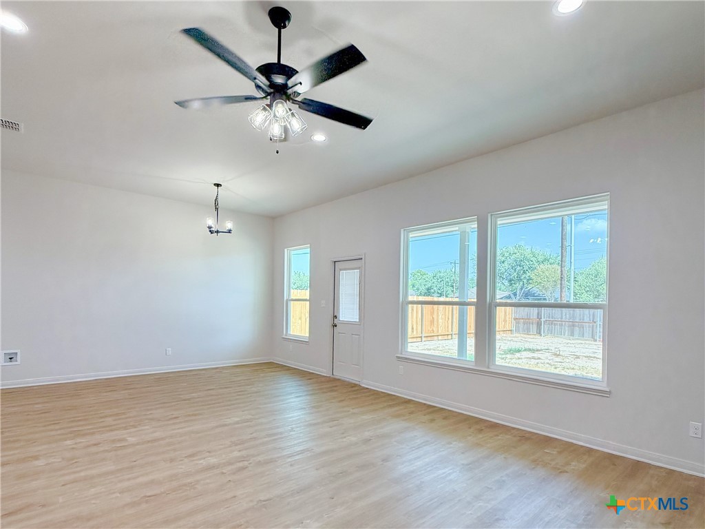 303 Cobble Stone Court Property Photo 25