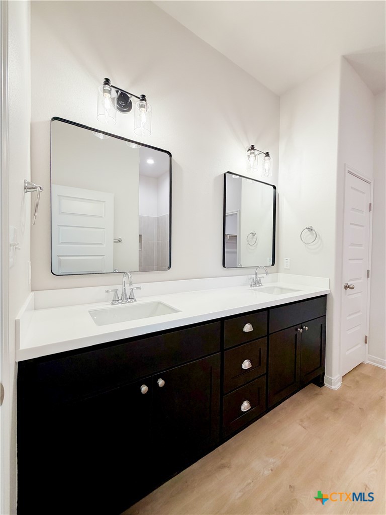 303 Cobble Stone Court Property Photo 29