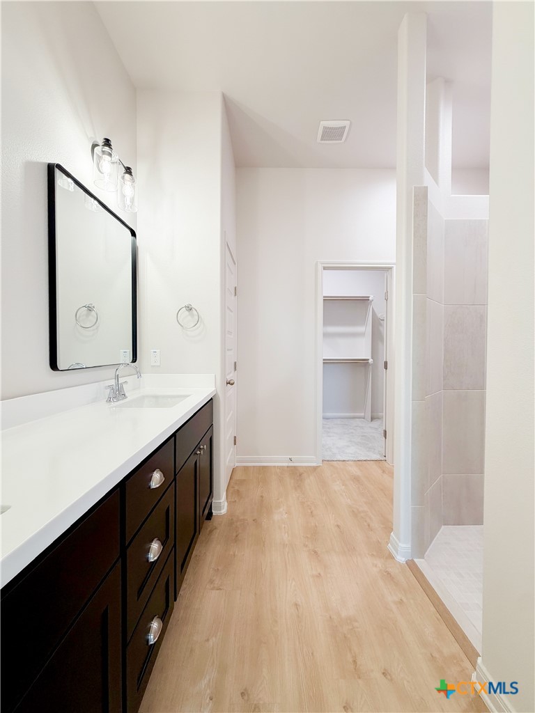 303 Cobble Stone Court Property Photo 30