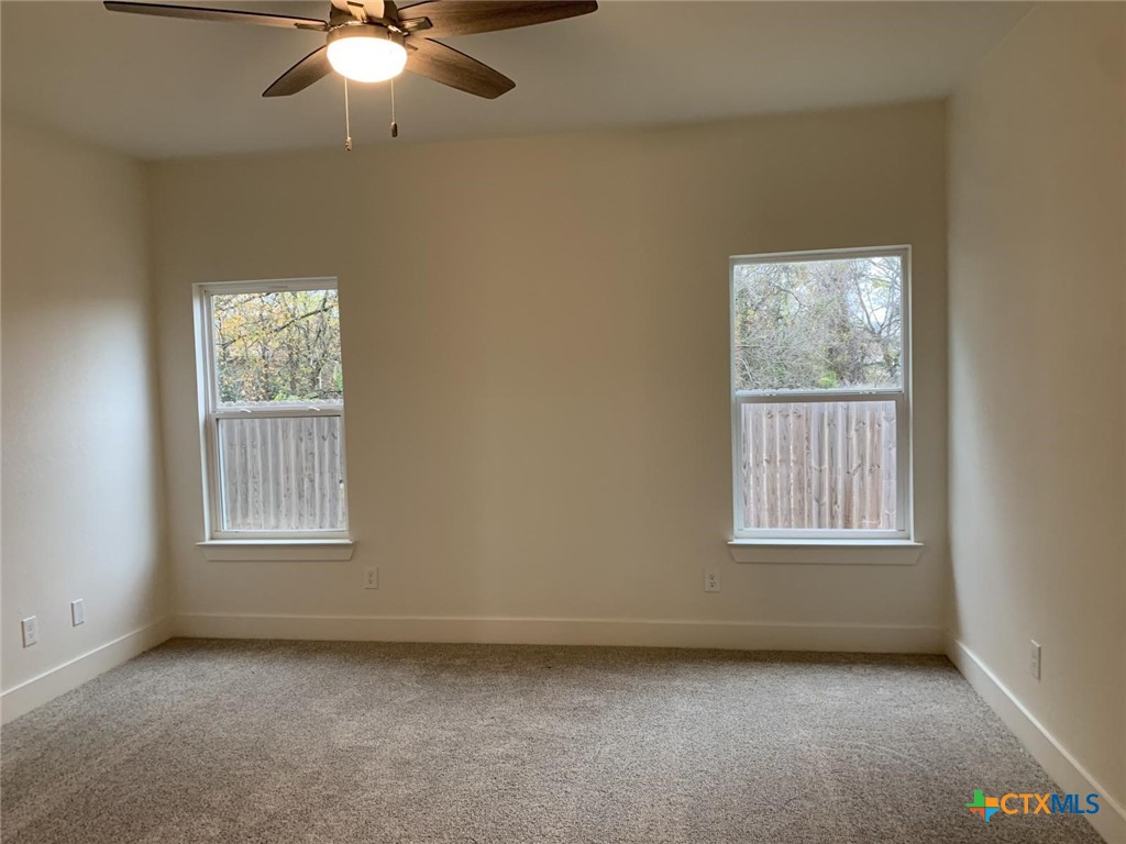 1854 Royal Loop Property Photo 14
