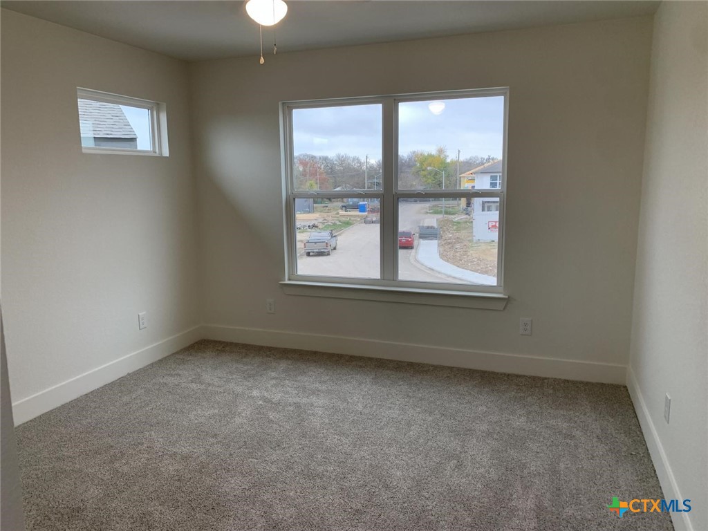 1854 Royal Loop Property Photo 21