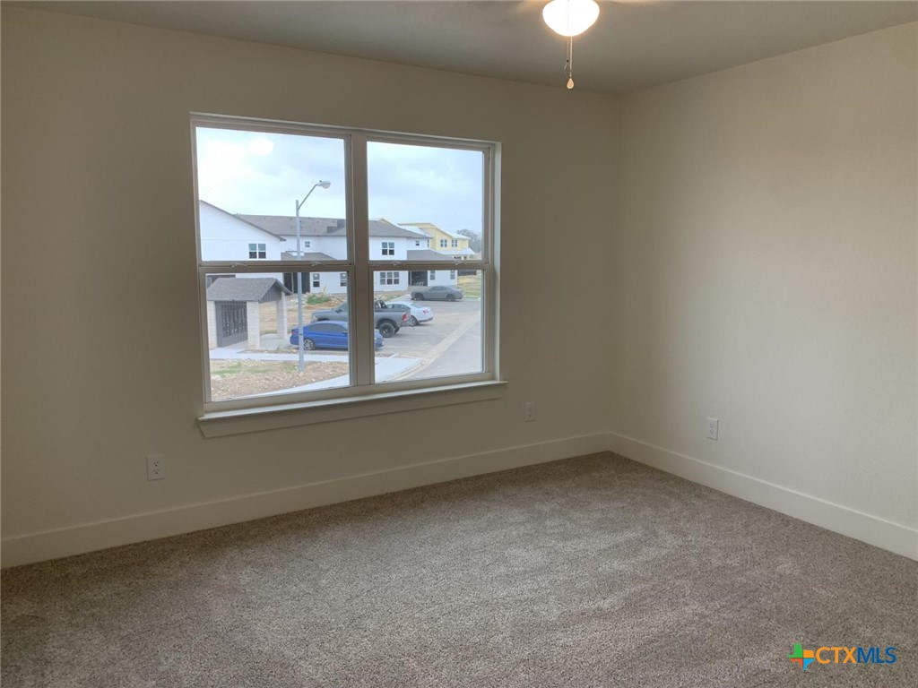 1854 Royal Loop Property Photo 26