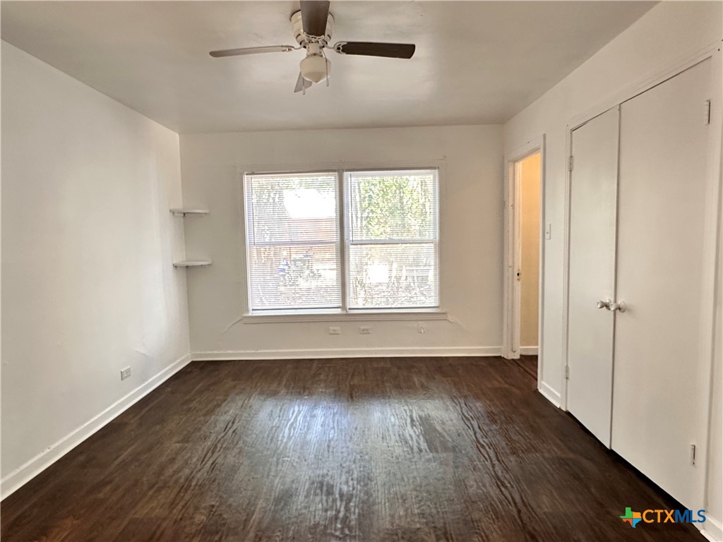 1010 Academy Street Property Photo 7