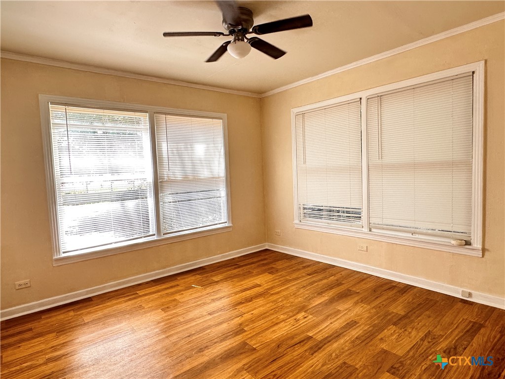 1010 Academy Street Property Photo 8