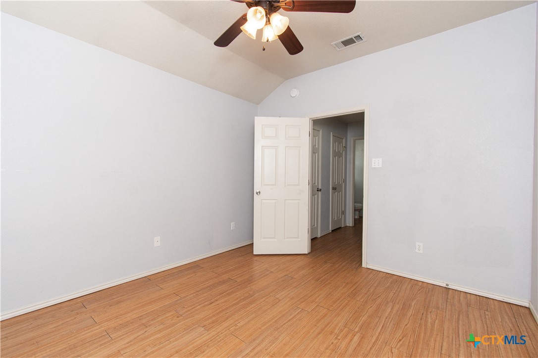 4608 Bowles Drive A Property Photo 7
