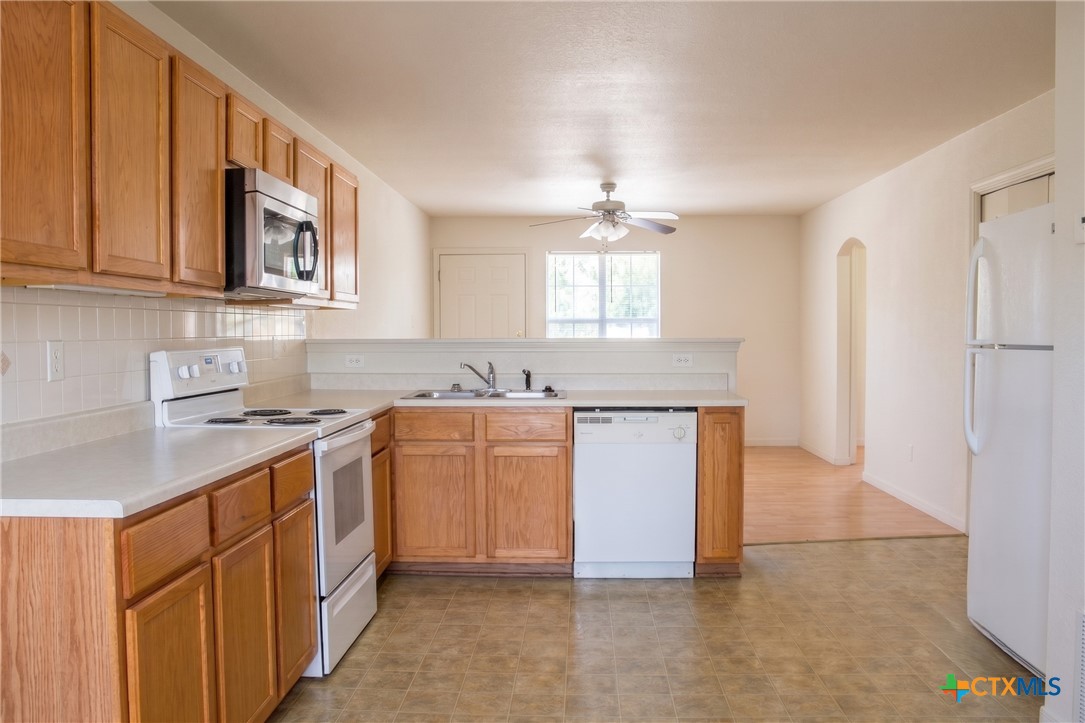 413 Brittney Way C Property Photo 4