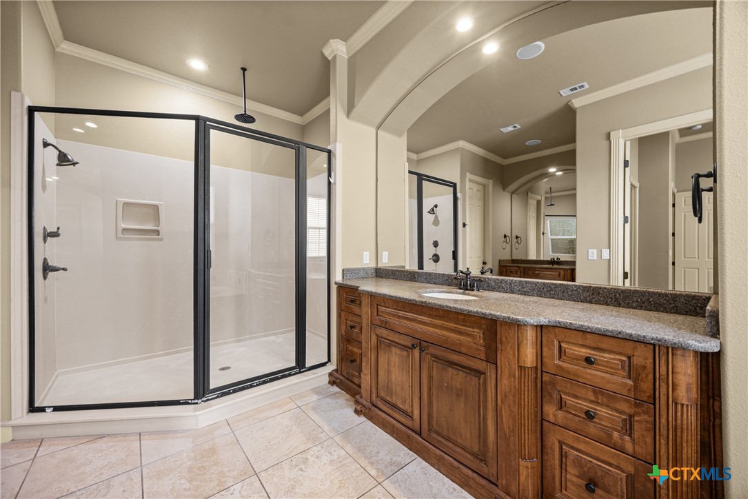 6006 Chimney Hill Drive Property Photo 14