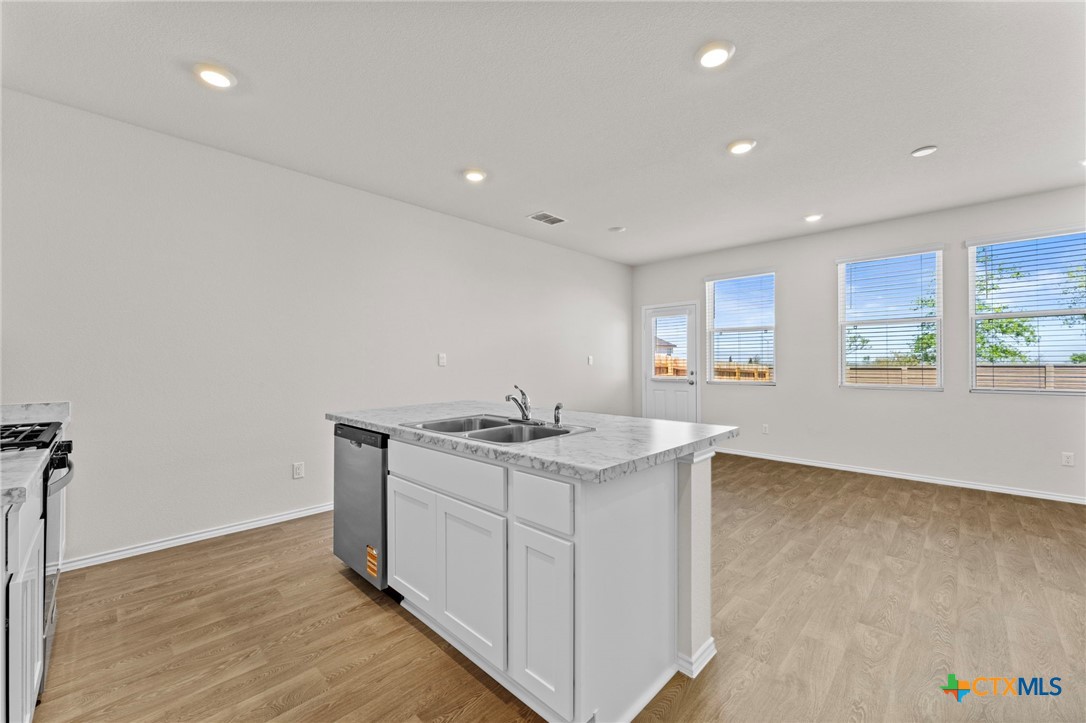 129 Varner Way Property Photo 3