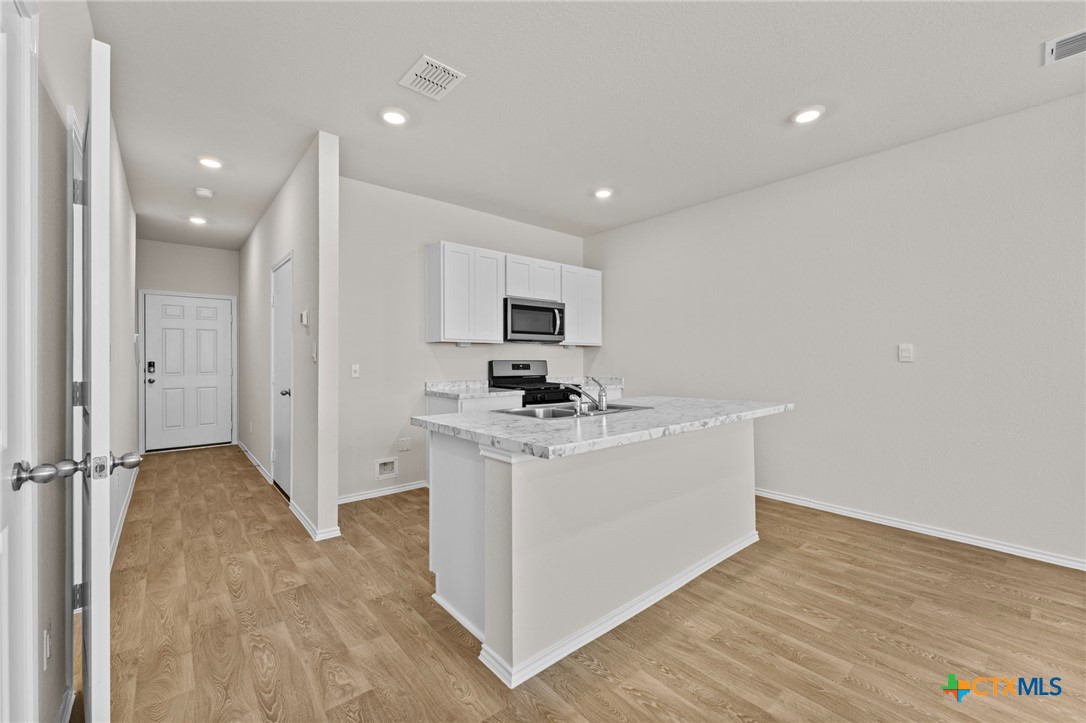 129 Varner Way Property Photo 4