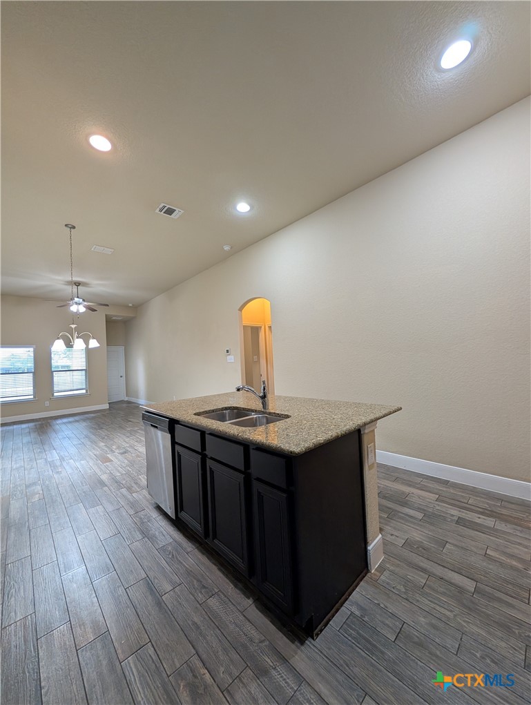 1227 Old Fm 306 Property Photo 6