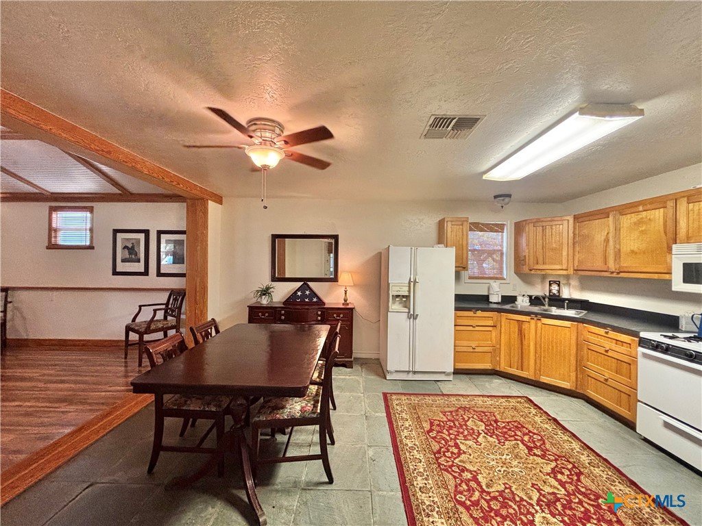 62 Wilburn Road Property Photo 12