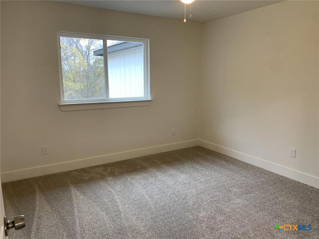 1862 Royal Loop Property Photo 21