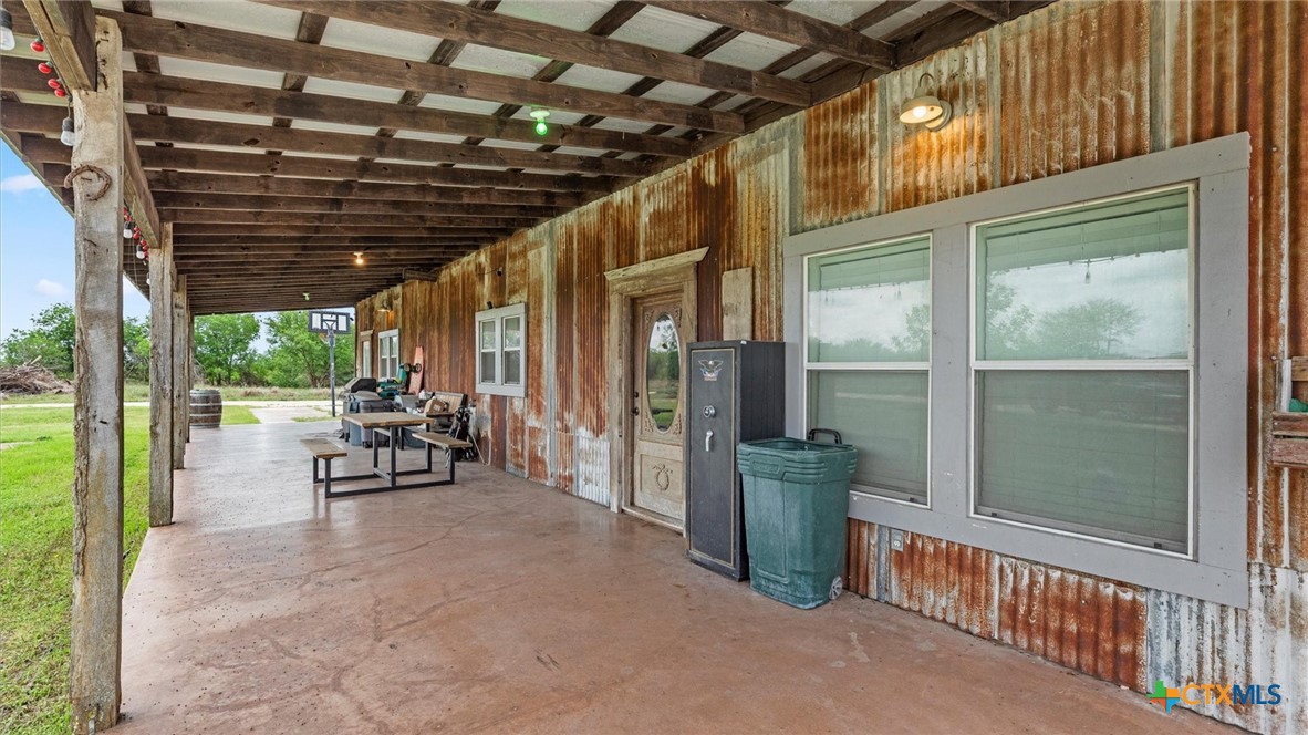 707 Creek Road Property Photo 20