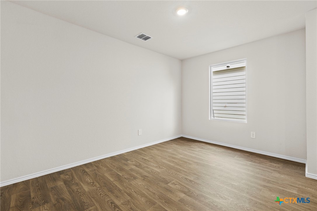 742 Jennifer Way Property Photo 11
