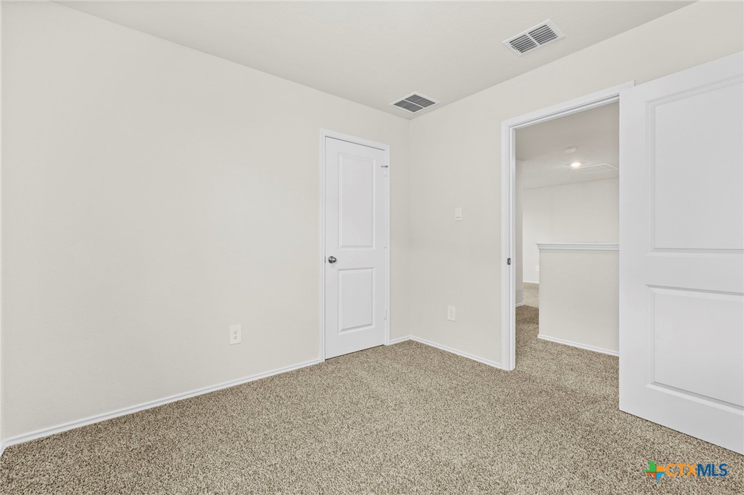 742 Jennifer Way Property Photo 22