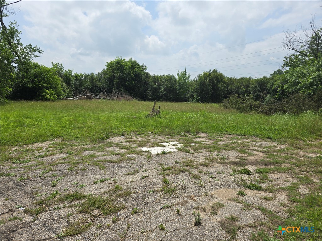 1507 E Avenue E Property Photo 9