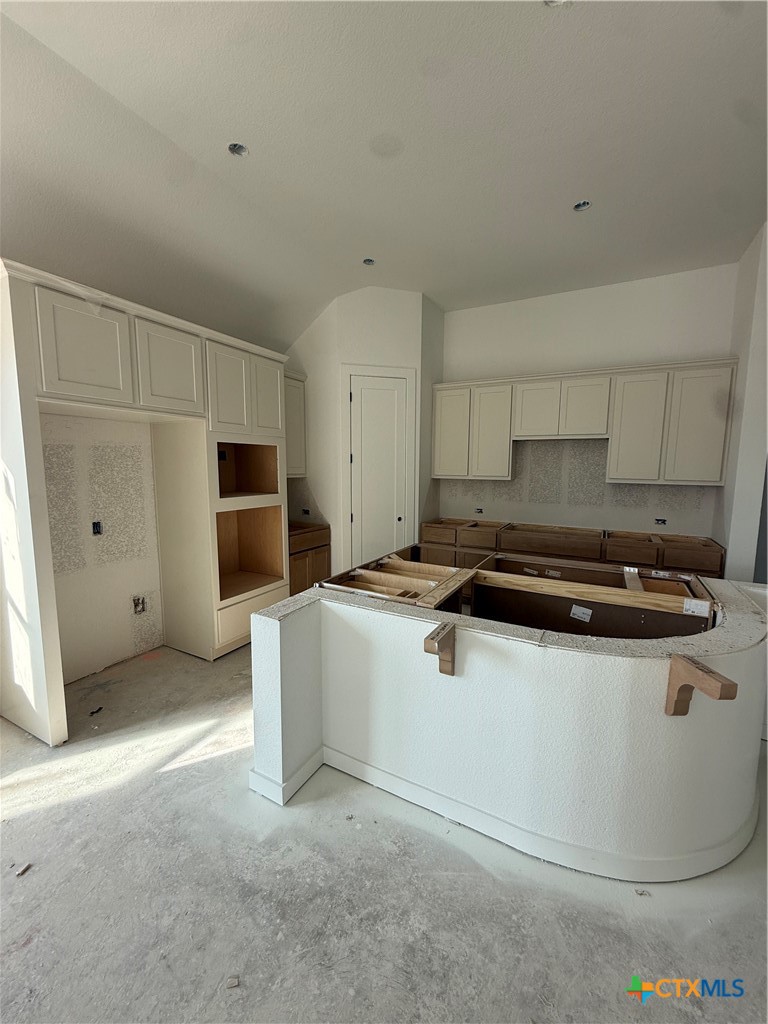161 High Rock Pass Property Photo 2