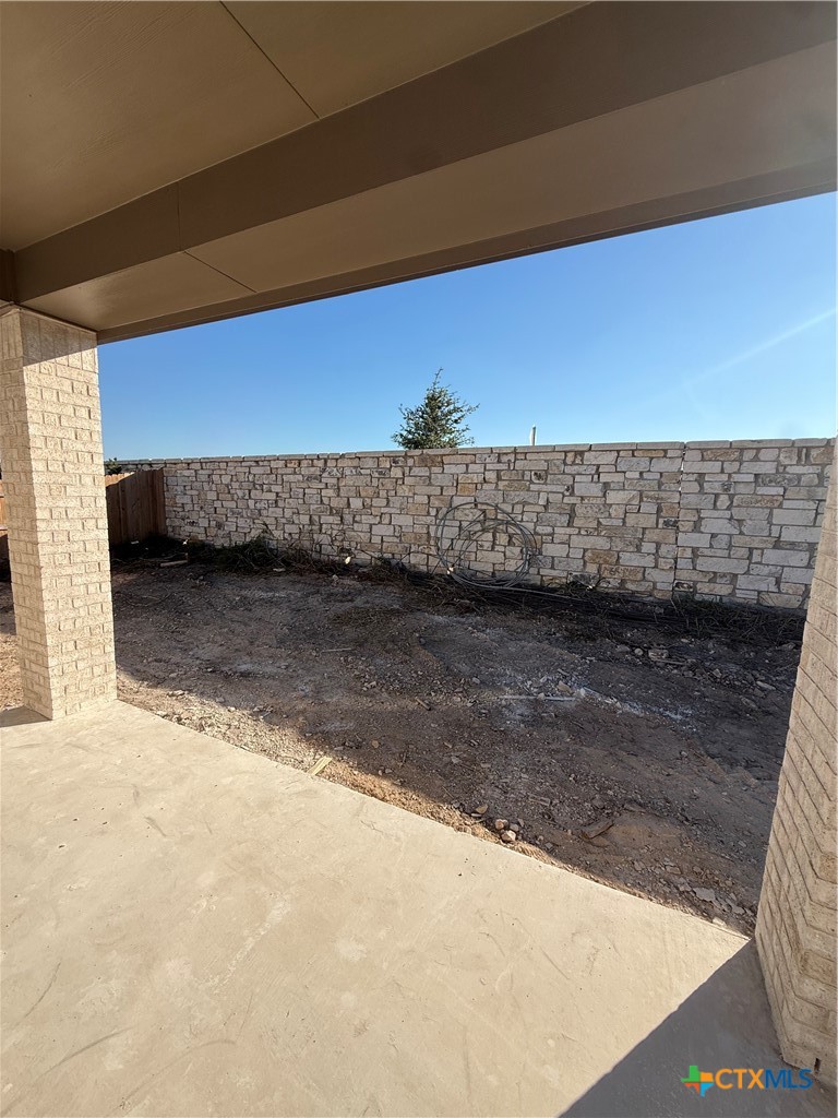 161 High Rock Pass Property Photo 6