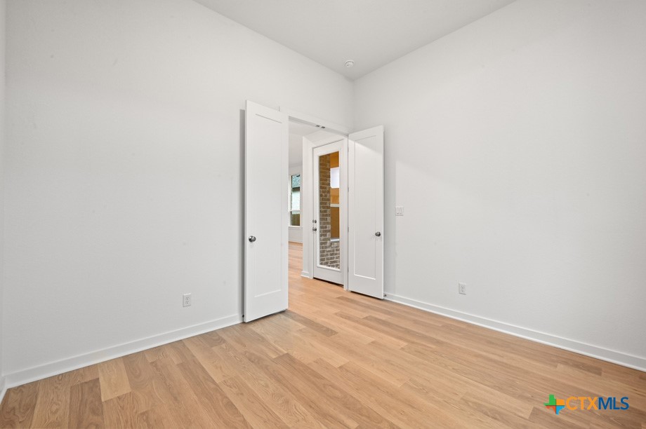 394 Jackson River Loop Property Photo 11