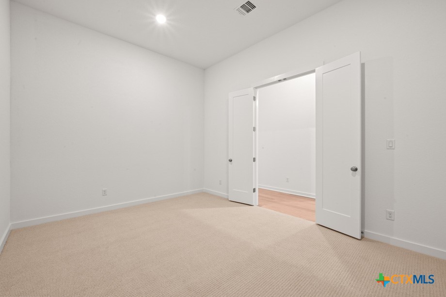 394 Jackson River Loop Property Photo 15
