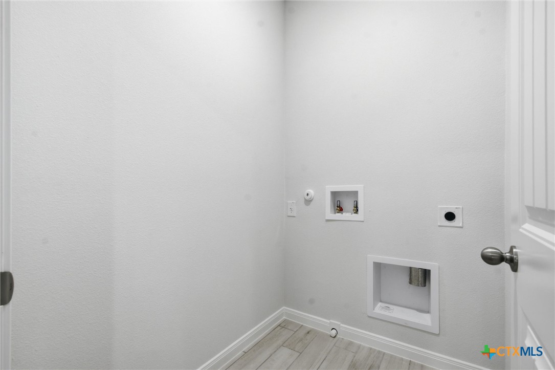 505 Avery Street Property Photo 16