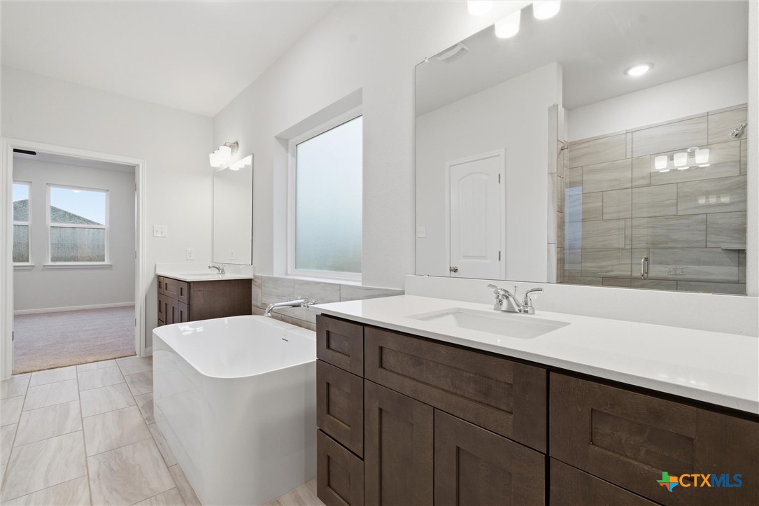 505 Avery Street Property Photo 23