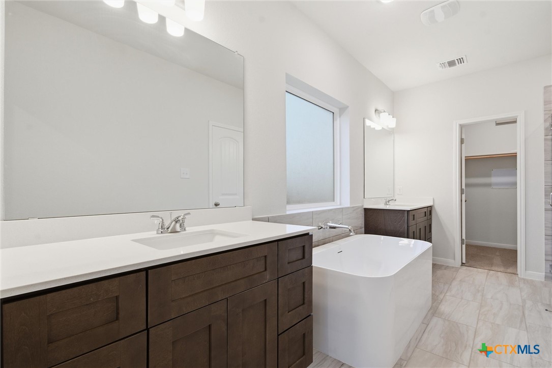 505 Avery Street Property Photo 24