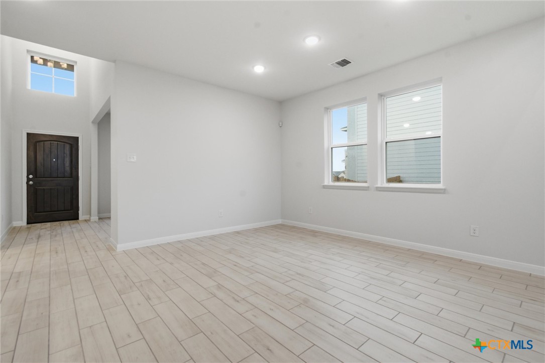 505 Avery Street Property Photo 36