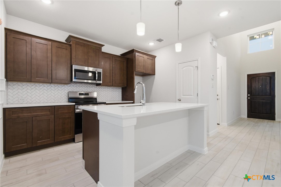 505 Avery Street Property Photo 40