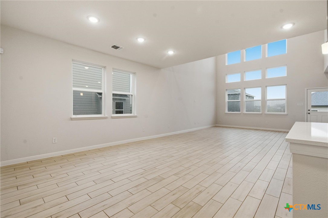 505 Avery Street Property Photo 42