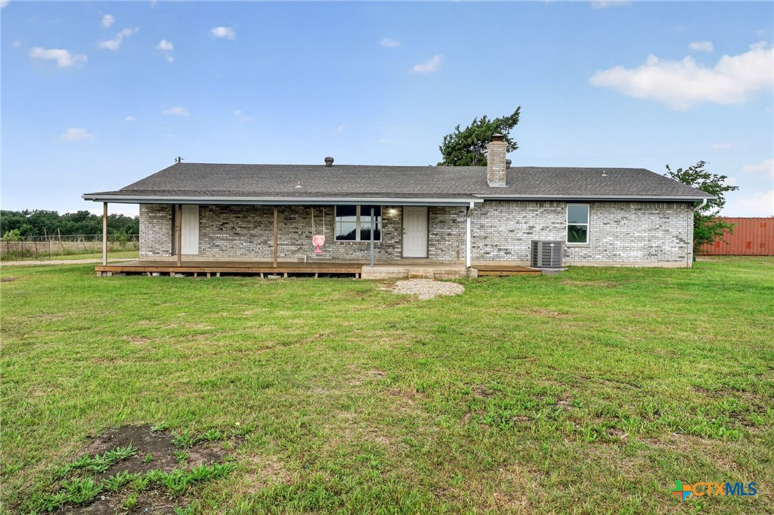 9406 N Highway 77 Property Photo 5