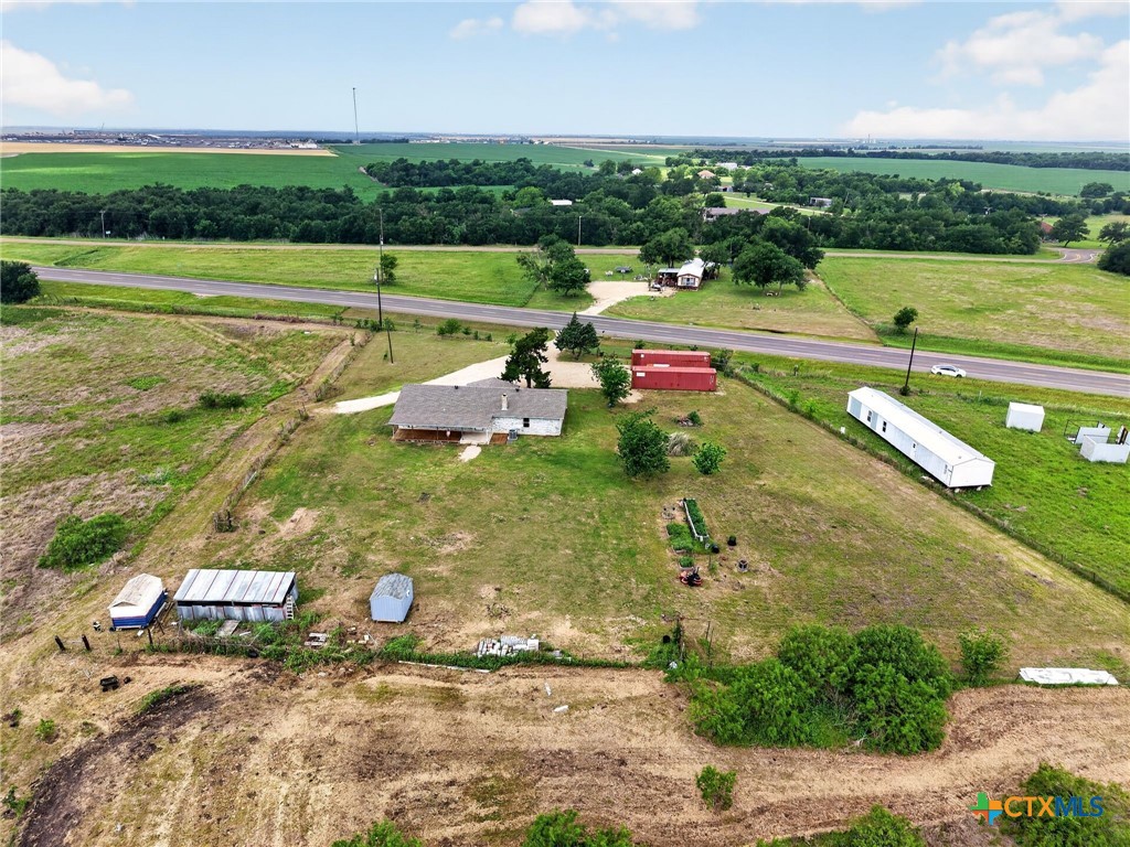 9406 N Highway 77 Property Photo 12