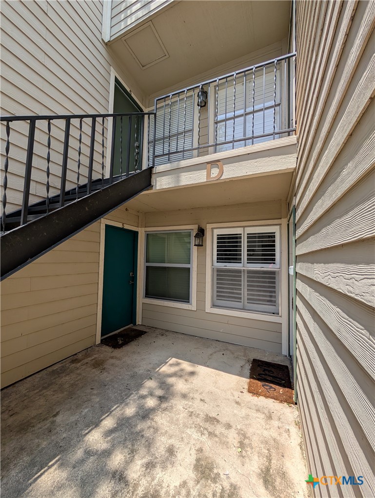 551 Terminal Loop Road D5 Property Photo 1