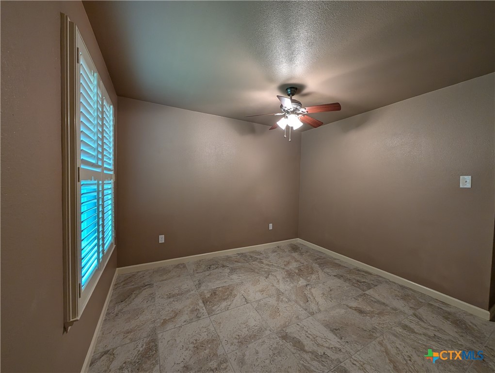 551 Terminal Loop Road D5 Property Photo 21
