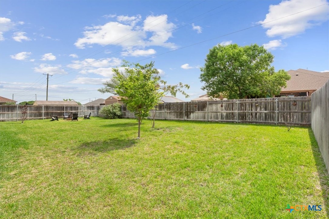 2306 Wooster Street Property Photo 33