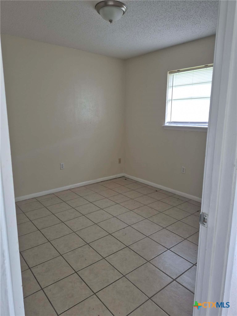 603 Sunset Lane A-f Property Photo 5